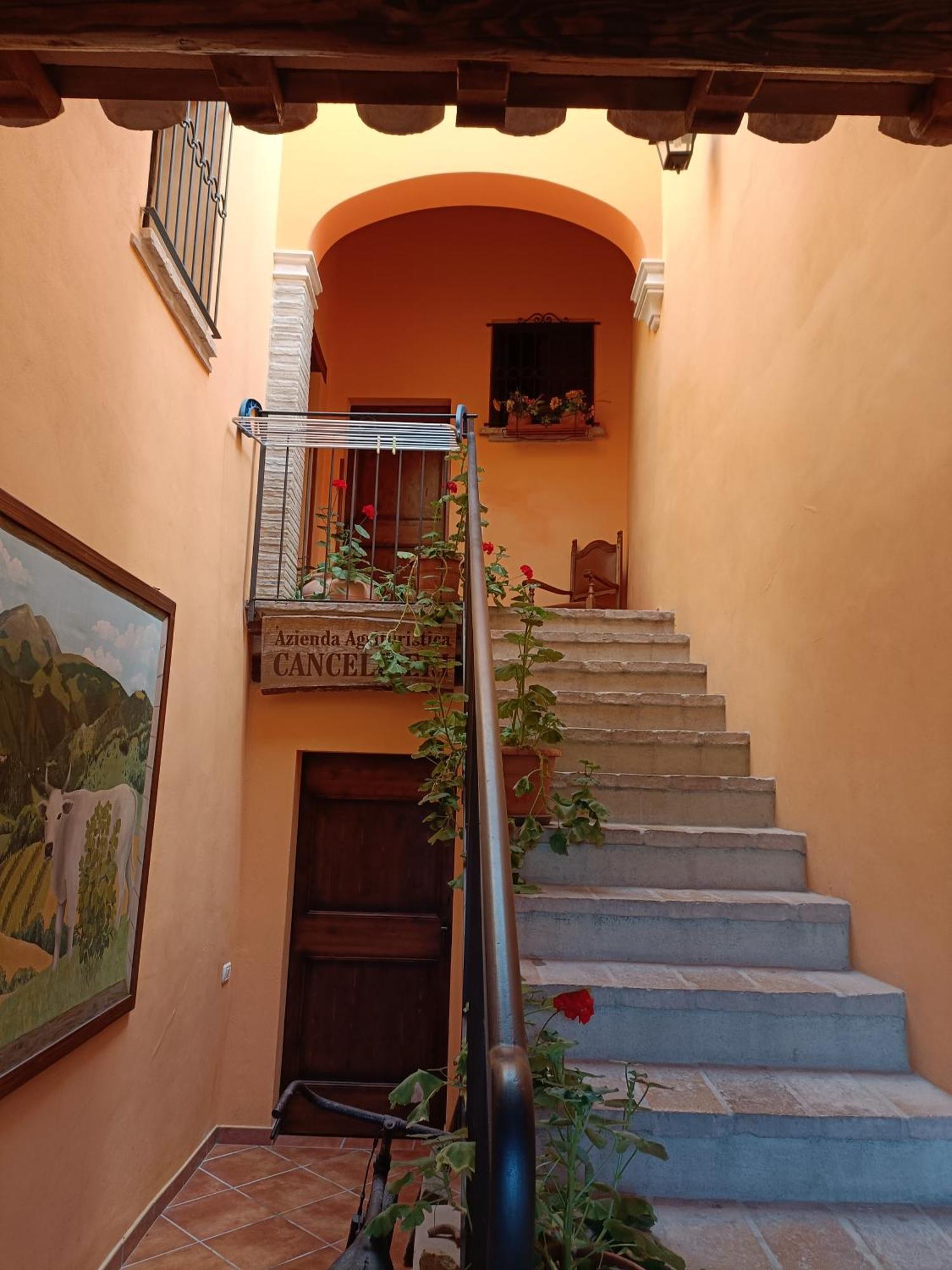 Villa Colticciola Agriturismo Marche Farm stay *